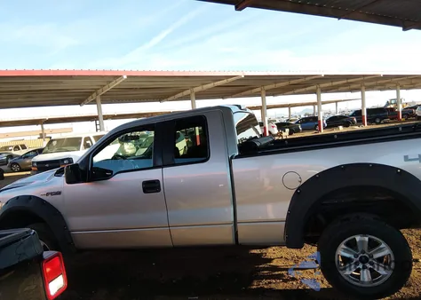 2014 Ford F150 Super Cab z USA, uszkodzony, nr VIN 1FTEX1EM2EFC46281